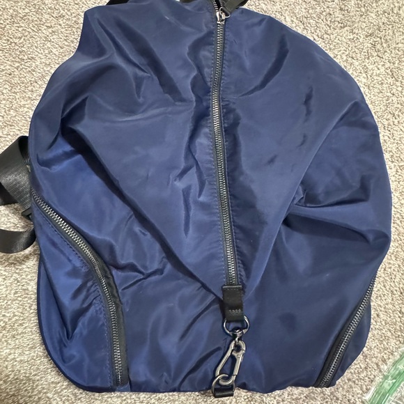 Fabletics Navy and Black Backpack - Picture 1 of 4
